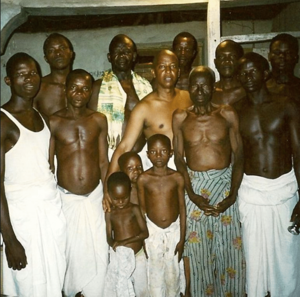 Yagbe Awolowo Onilu in Nigeria - Olodu initiation - Akaka Remo Ijebu Ogun State 1990